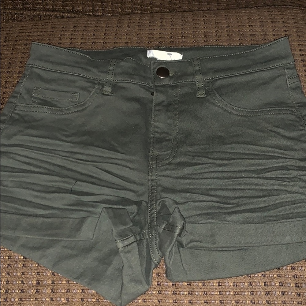 BRAND NEW TAGS IN ALL H&M Shorts